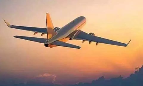 லண்டன் சென்ற விமானத்தில் தொழில்நுட்ப கோளாறு - மும்பையில் தரையிறக்கம்