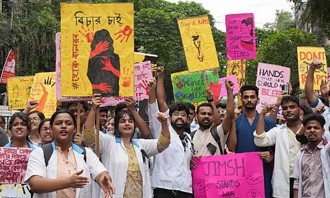 பெண் டாக்டர் பலாத்கார வழக்கு; டைரி பற்றி பெற்றோர் கூறியது என்ன?