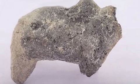 வெம்பக்கோட்டை அகழாய்வில் சுடுமண்ணால் ஆன காளை உருவம் கண்டெடுப்பு