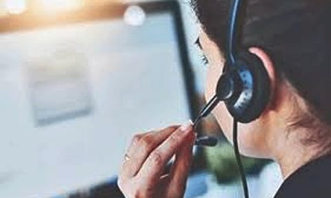 டெல்லி குருகிராமில் போலி கால் சென்டர் நடத்தி மோசடி - 20 பேர் கைது