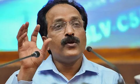 பிரபஞ்சத்தில் ஏலியன்கள் இருப்பது உண்மைதான் - இஸ்ரோ தலைவர் திடுக்கிடும் தகவல்