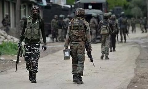 காஷ்மீர்: 2 இடங்களில் பயங்கரவாதிகளின் ஊடுருவல் முயற்சி முறியடிப்பு