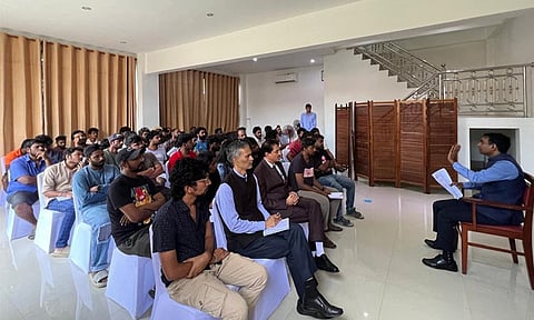 லாவோஸ் நாட்டில் சைபர் குற்ற செயல்களில் ஈடுபட தள்ளப்பட்ட 47 இந்தியர்கள் மீட்பு