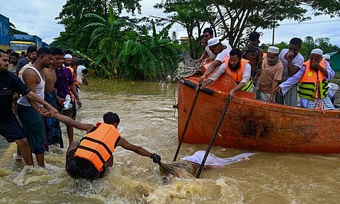 வங்காளதேசத்தில் வெள்ள பாதிப்பு; 59 பேர் பலி