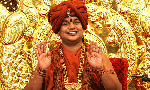 நித்தியானந்தாவை காணொலியில் ஆஜராக சொன்ன நீதிபதி: மறுத்ததால் மனு தள்ளுபடி