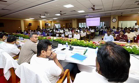 அமைச்சர் உதயநிதி ஆய்வு எதிரொலி - 4 பேர் இடமாற்றம்