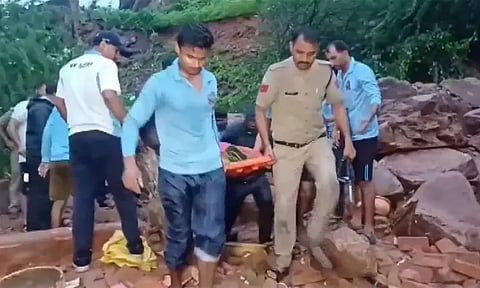 விநாயகர் சிலை கரைப்பின்போது நீரில் மூழ்கி ஒரே குடும்பத்தைச் சேர்ந்த 4 பேர் உயிரிழப்பு