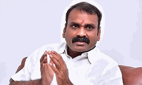 இலங்கை கடற்படையால் கைது செய்யப்பட்ட மீனவர்களை மீட்க நடவடிக்கை - எல்.முருகன்