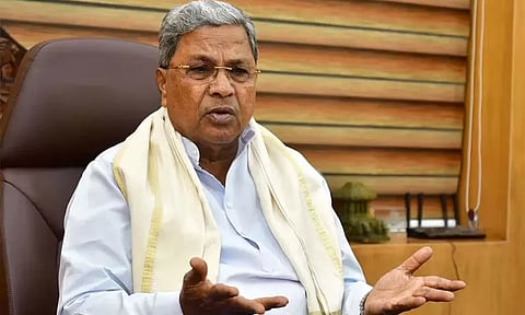 சித்தராமையா மீதான வழக்கை சி.பி.ஐ. விசாரணை நடத்தக் கோரி கர்நாடக ஐகோர்ட்டில் மனு தாக்கல்