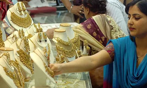 சற்று குறைந்த தங்கம் விலை... இன்றைய நிலவரம் என்ன?