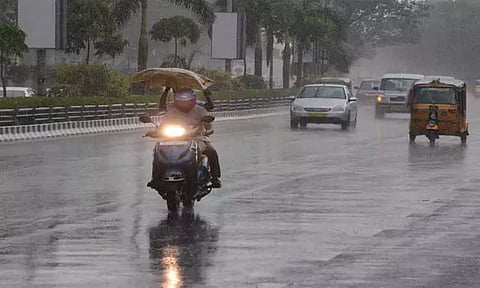 அடுத்த 3 மணி நேரத்திற்கு மழைக்கு வாய்ப்புள்ள மாவட்டங்கள்