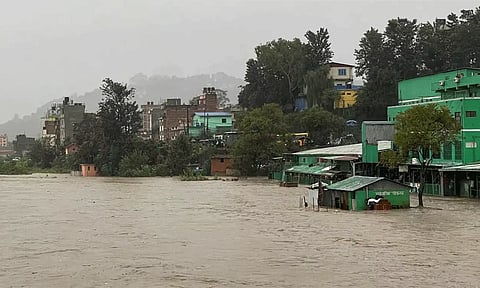 நேபாளத்தில் கனமழை: நிலச்சரிவில் சிக்கி பலியானோர் எண்ணிகை 66 ஆக உயர்வு