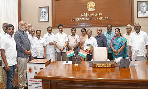 வீட்டுவசதி வாரிய நில எடுப்பிலிருந்து 2,002 ஏக்கர் நிலங்கள் விடுவிப்பு - முதல்-அமைச்சருக்கு நன்றி தெரிவித்த பயனாளிகள்