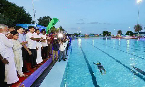 புதுப்பிக்கப்பட்ட மெரினா நீச்சல் குளம்: உதயநிதி ஸ்டாலின் திறந்து வைத்தார்