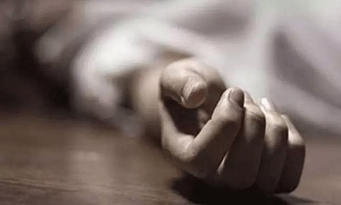 கான்பூர் ஐ.ஐ.டி.யில் மாணவி தற்கொலை - போலீஸ் விசாரணை