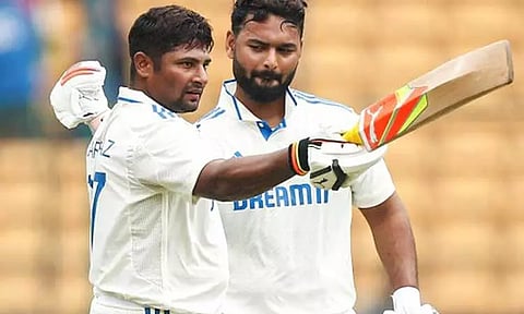 பெங்களூரு டெஸ்ட்: மழையால் ஆட்டம் பாதிப்பு