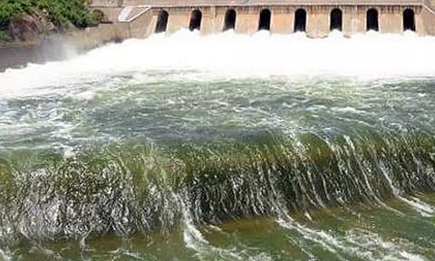 மேட்டூர் அணையில் இருந்து கால்வாய் பாசனத்துக்கு தண்ணீர் திறப்பு அதிகரிப்பு