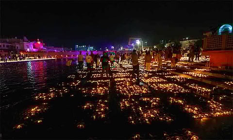 அயோத்தியில் தீபத் திருவிழா: 25 லட்சம் விளக்குகள் ஏற்ற திட்டம்