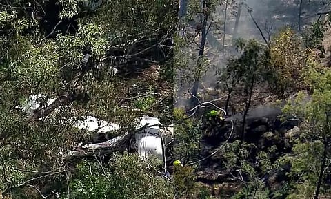 நடுவானில் விமானங்கள் மோதி விபத்து - 3 பேர் பலி