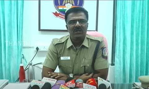 வீடியோ காலில் வரும் ஆபாச அழைப்புகள்; மக்கள் விழிப்புடன் இருக்க வேண்டும் - ஈரோடு சைபர் கிரைம் ஏ.டி.எஸ்.பி. எச்சரிக்கை