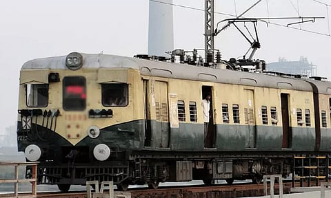 சென்னை புறநகர் ரெயில் சேவையில் நாளை மாற்றம்