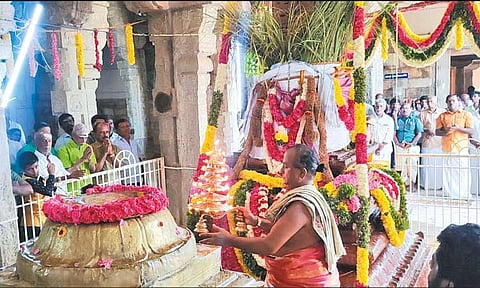 வள்ளியூர் முருகன் கோவில் கந்தசஷ்டி திருவிழா கொடியேற்றம்