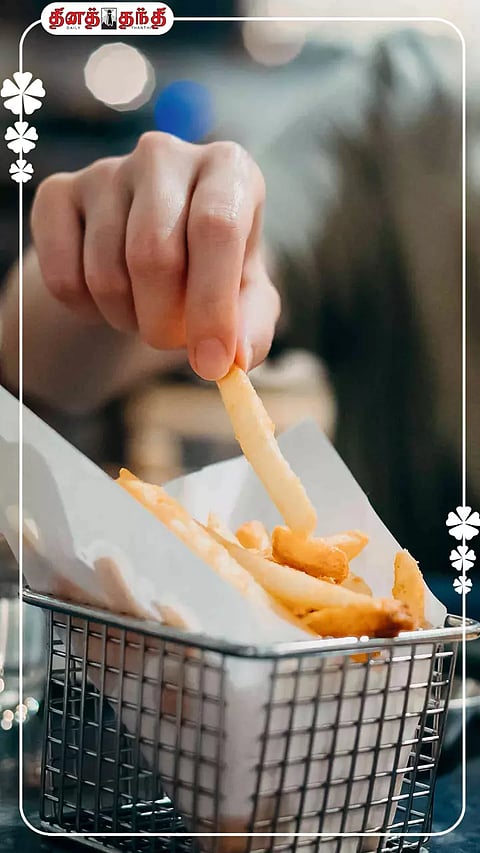 எண்ணெயில் பொரித்த மற்றும் வறுத்த உணவுகளை சாப்பிட்ட பின் என்ன செய்யணும்? என்ன செய்ய கூடாது!