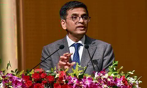 'நீதித்துறையின் சுதந்திரம் என்பது அரசுக்கு எதிராக தீர்ப்பு வழங்குவது என்று அர்த்தமில்லை' - தலைமை நீதிபதி சந்திரசூட்