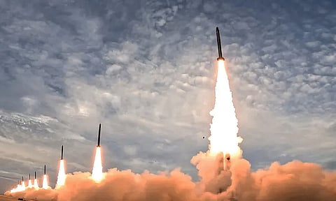 அமெரிக்காவில் அதிபர் தேர்தல்; வடகொரியா நிகழ்த்திய ஏவுகணை சோதனை