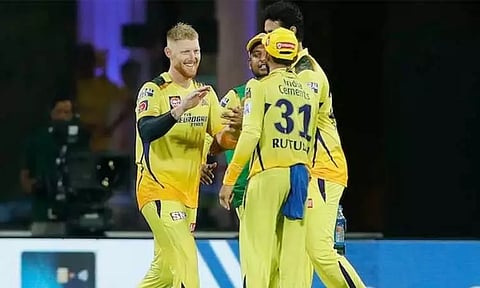 ஐ.பி.எல். மெகா ஏலம் - தவிர்த்த முன்னாள் சி.எஸ்.கே. வீரர்