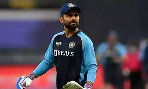 விராட் கோலி இன்னும் எத்தனை ஆண்டு காலம் விளையாடுவார்..? ஜோதிடர் கணிப்பு