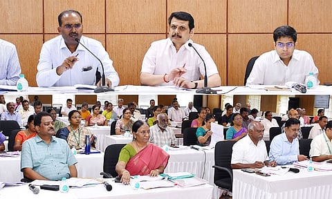 பருவமழை காலத்தில் சீரான மின் விநியோகம் வழங்க அமைச்சர் செந்தில் பாலாஜி அறிவுறுத்தல்