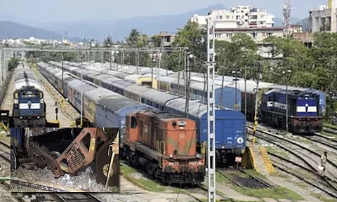 தெலுங்கானாவில் சரக்கு ரெயில் தடம் புரண்டு விபத்து: ரெயில் சேவைகள் கடும் பாதிப்பு