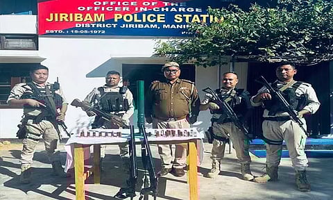 மணிப்பூரில் ஆயுதங்கள், வெடிமருந்துகள் பறிமுதல்