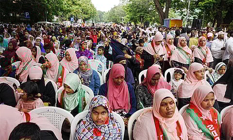 7 சதவீத இடஒதுக்கீடு, ஆயுள் சிறைவாசிகள் விடுதலை : தமிழக அரசை வலியுறுத்தி எஸ்.டி.பி.ஐ. கட்சி பேரணி