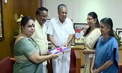 ஹேமா கமிஷன் அறிக்கை : சிபிஐ விசாரணை கோரிய மனுவுக்கு கேரள அரசு எதிர்ப்பு