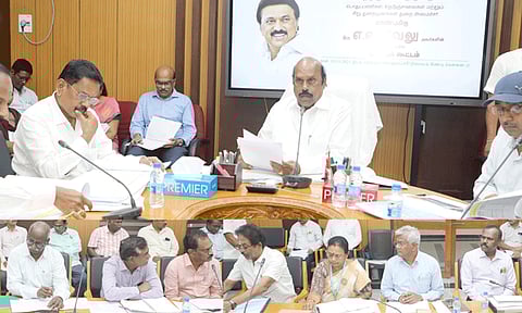 நெடுஞ்சாலைத்துறை மூலம் மேற்கொள்ளப்பட்டு வரும் சாலை பணிகள் - அமைச்சர் எ.வ.வேலு ஆய்வு