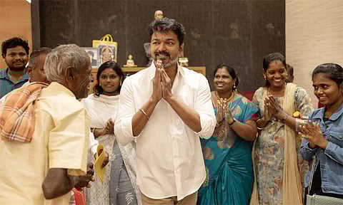 நிலம் கொடுத்து உதவிய விவசாயப் பெருங்குடி மக்களுக்கு நன்றி தெரிவித்த விஜய்