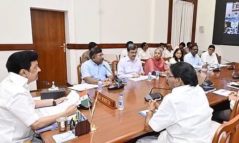 தொடர் கனமழை எச்சரிக்கை: 6 மாவட்ட கலெக்டர்களுடன் முதல்-அமைச்சர் மு.க.ஸ்டாலின் ஆலோசனை