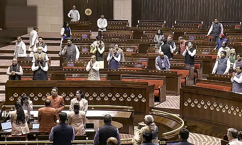 எதிர்க்கட்சிகள் அமளி: மாநிலங்களவை நாள் முழுவதும் ஒத்திவைப்பு