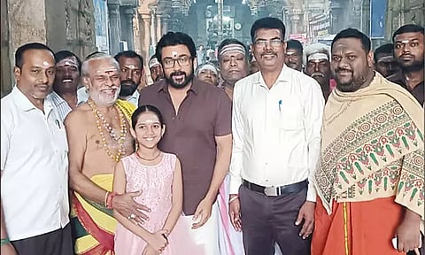 கோவை: பேரூர் பட்டீசுவரர் கோவிலில் நடிகர் சூர்யா சாமி தரிசனம்