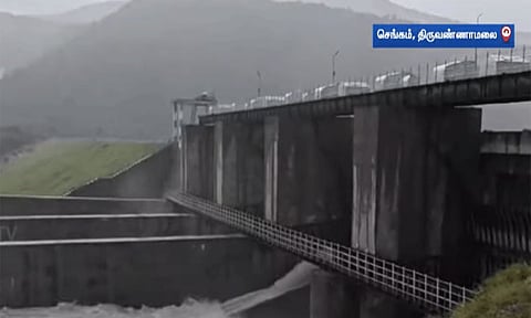 ஜவ்வாது மலையில் தொடர் கனமழை; குப்பநத்தம் அணையில் வினாடிக்கு 6,400 கனஅடி நீர் வெளியேற்றம்