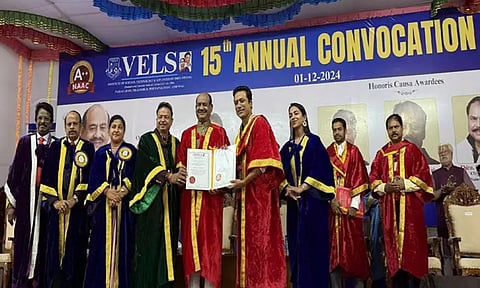 கவுரவ டாக்டர் பட்டம் பெற்ற நடிகர் எஸ்.ஜே.சூர்யா