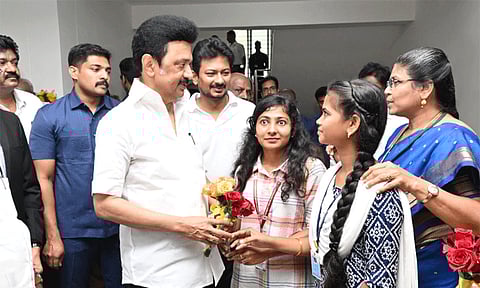 சென்னை மாநிலக் கல்லூரியில் புதிய விடுதிகள்: முதல்-அமைச்சர் மு.க.ஸ்டாலின் திறந்து வைத்தார்