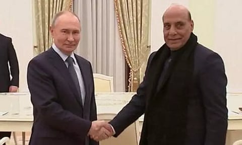 ரஷிய அதிபர் புதினுடன் ராஜ்நாத்சிங் சந்திப்பு