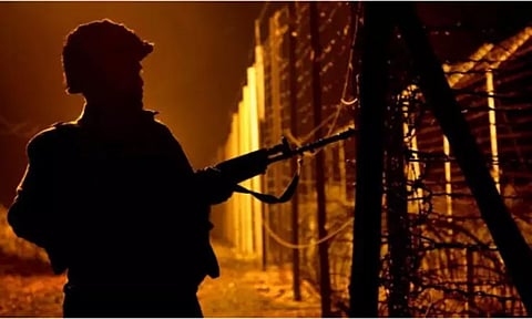 ஜம்மு காஷ்மீருக்குள் ஊடுருவிய பாகிஸ்தானியர் கைது