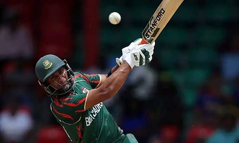 3-வது ஒருநாள் போட்டி: வங்காளதேச அணி 321 ரன்கள் குவிப்பு