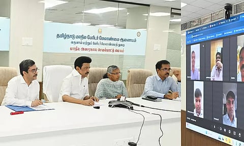 தென் மாவட்டங்களில் கனமழை: கட்டுப்பாட்டு அறையில் மு.க.ஸ்டாலின் ஆய்வு