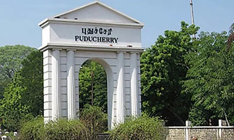 ஜனவரி 1 முதல் அமல்: 'ஹெல்மெட்' அணியாத அரசு ஊழியர்களின் ஓட்டுனர் உரிமம் ரத்து