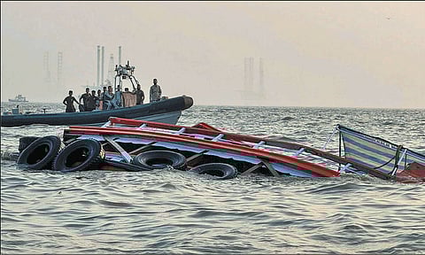 13 பேர் பலியான சம்பவம்,: 'விபத்துக்கு முழு பொறுப்பு கடற்படை தான்' - படகின் உரிமையாளர் பரபரப்பு பேட்டி